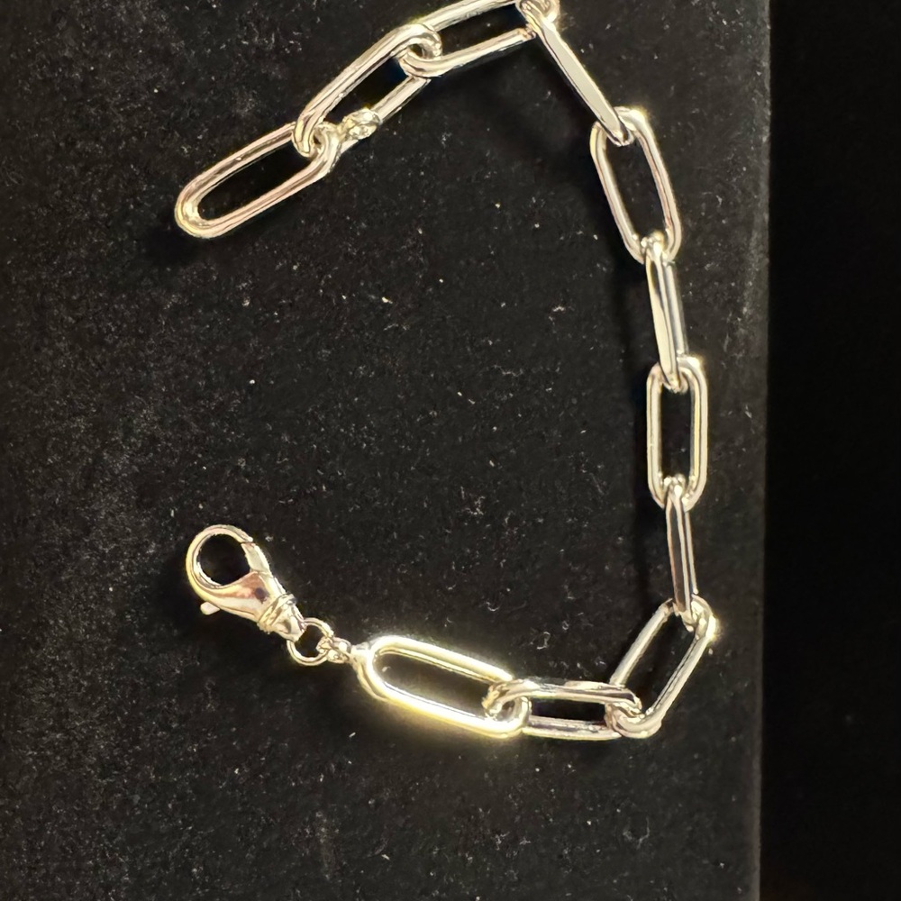 Sterling Silver Paperclip Chain Link Bracelet. 7” - Picture 4 of 7